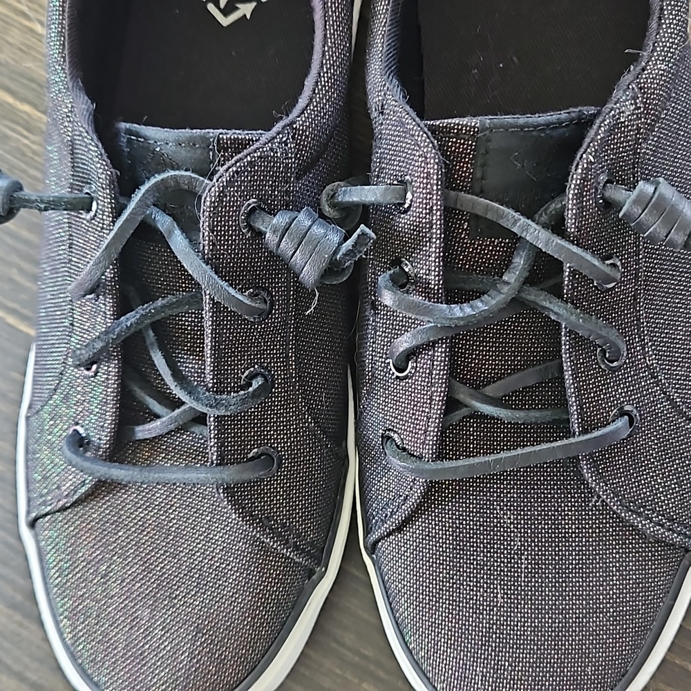 Sperry Shoes - Picture 4 of 4